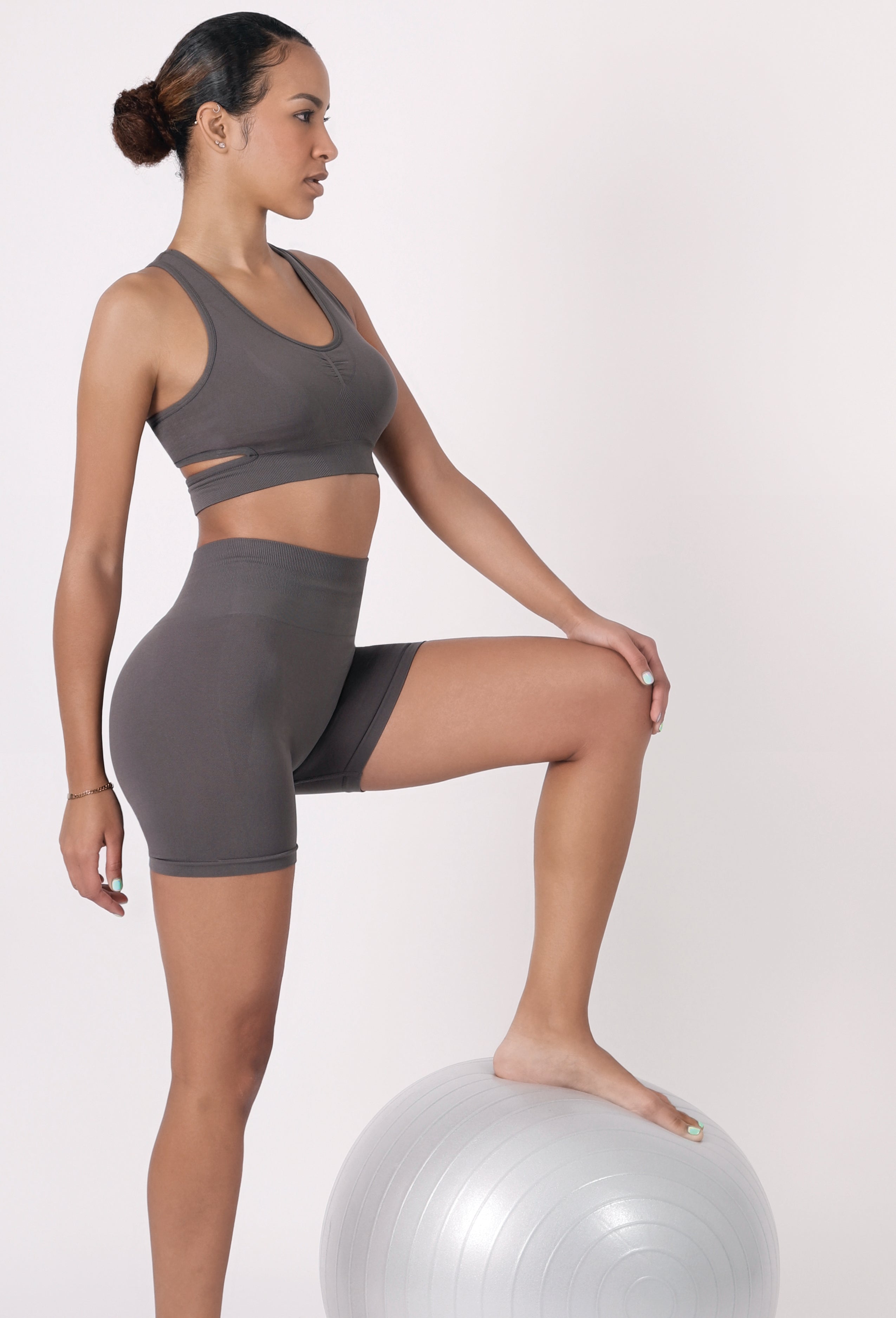 BRA TOP & BIKER SHORTS SET