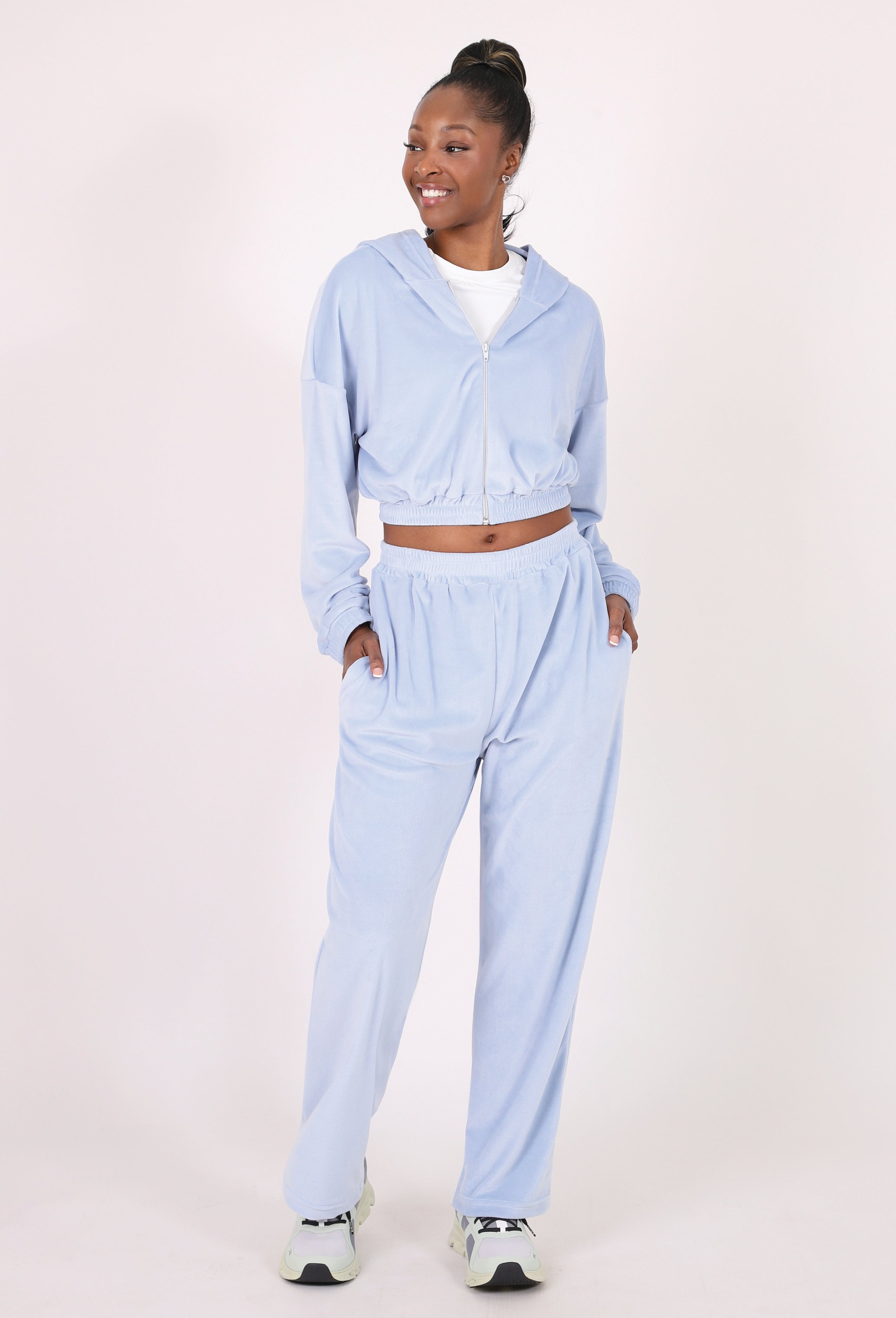 VELOUR CROPPED ZIP-UP HOODIE & PANTS SET
