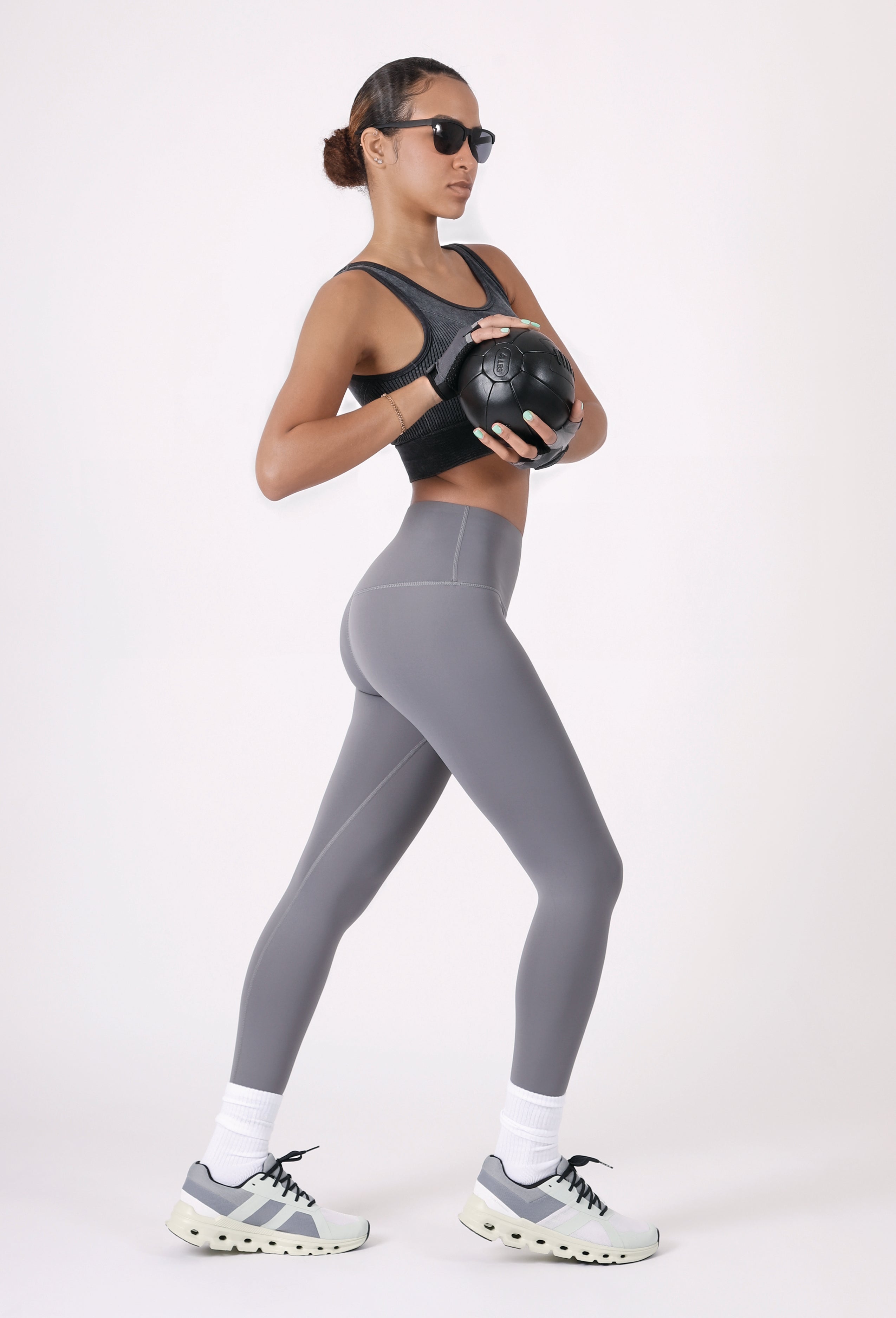 HIGH-RISE TUMMY CONTROL LEGGINGS