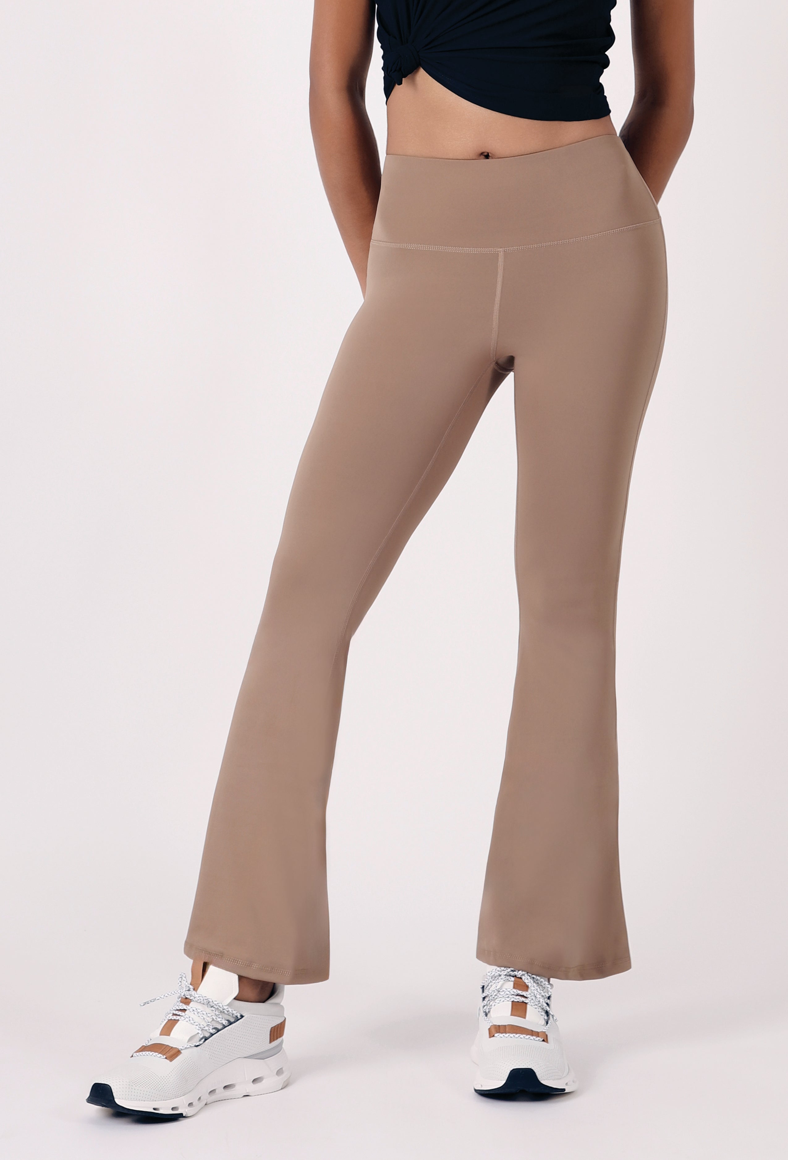 HIGH-RISE TUMMY CONTROL FLARE LEGGINGS