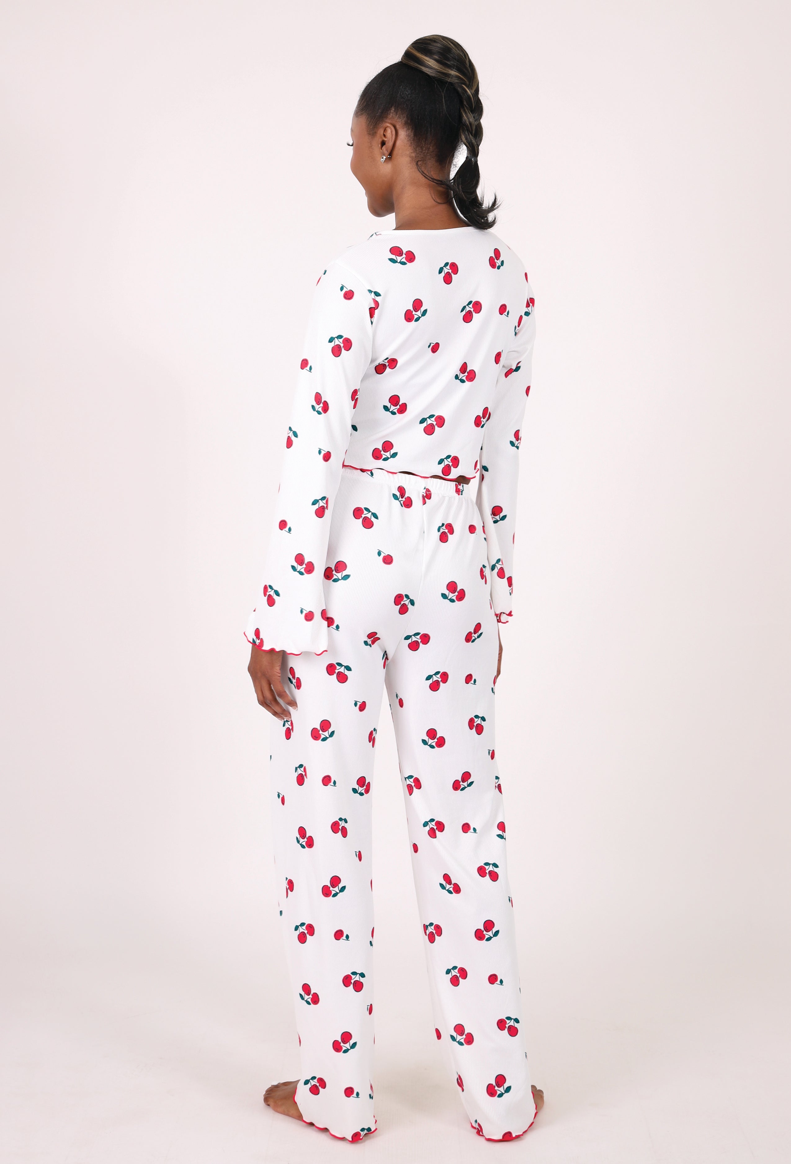 LONG-SLEEVE CROP TOP & PANTS LOUNGE SET
