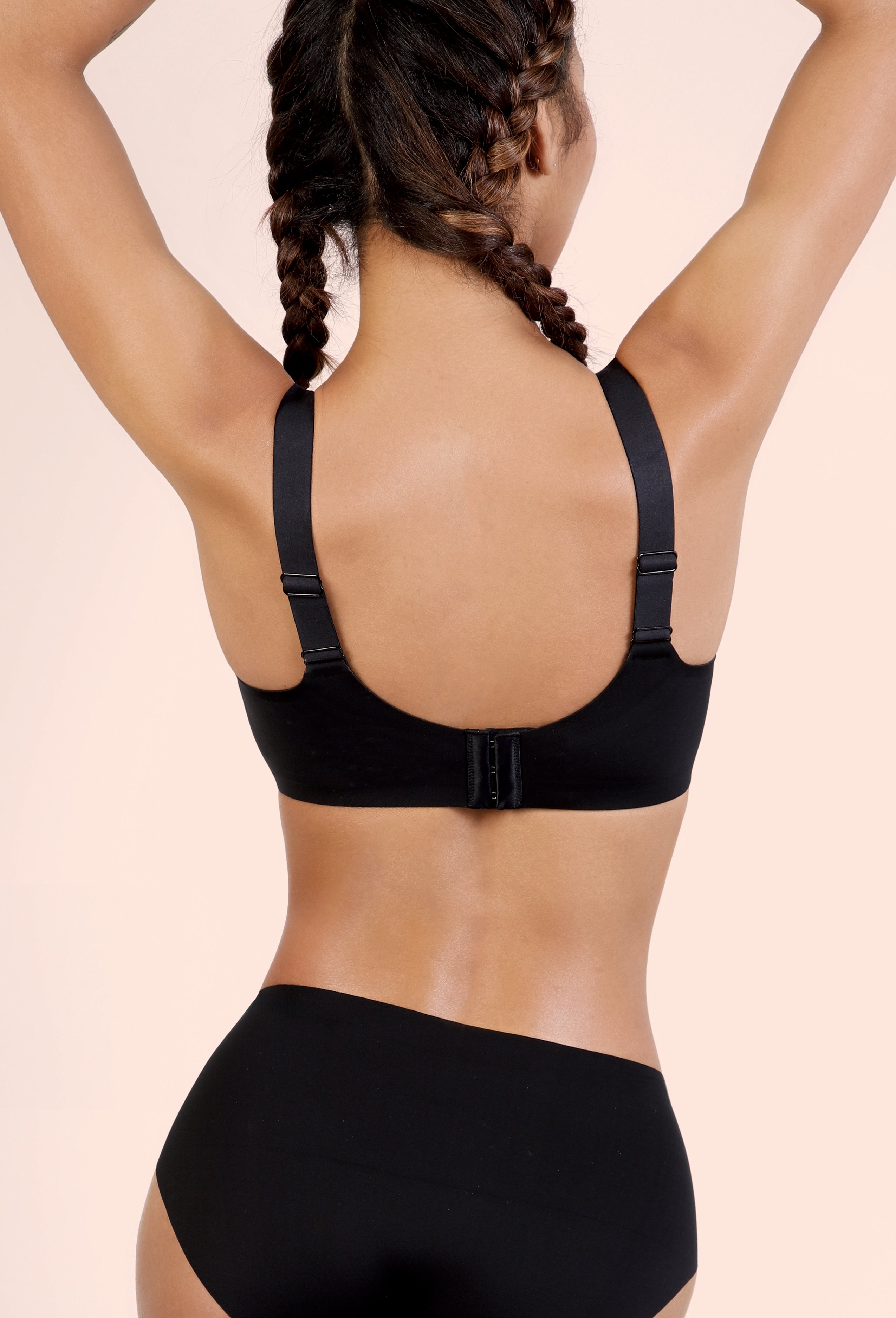 SUPPORTIVE BRA • WIRELESS • SEAMLESS