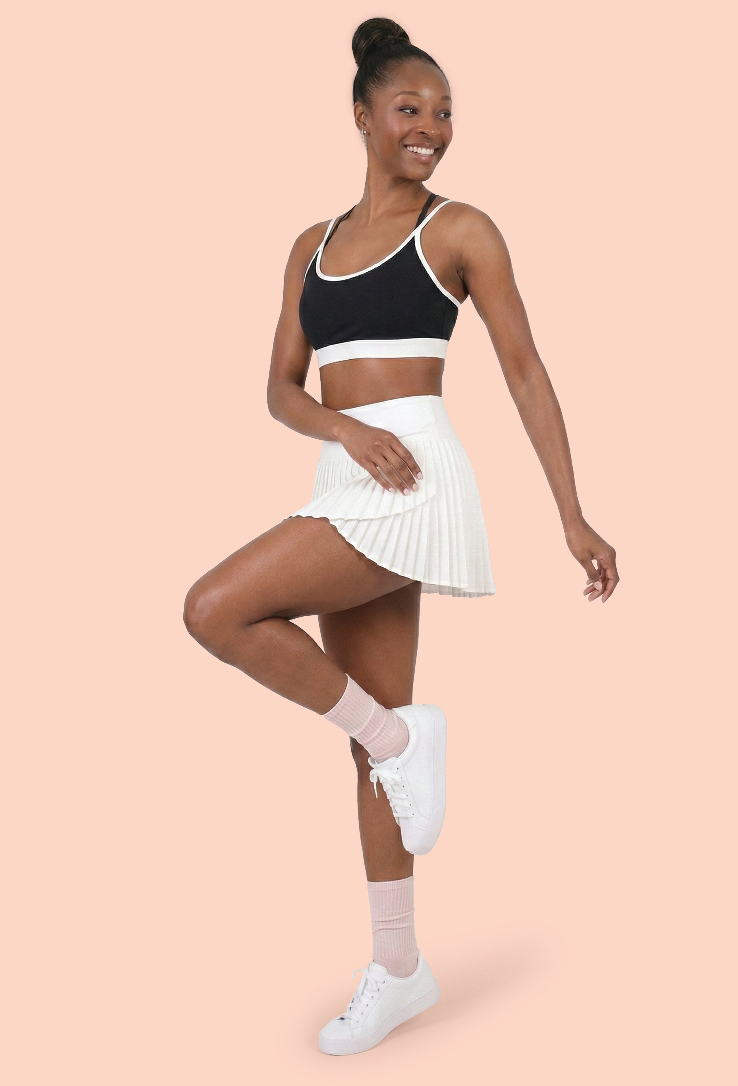 CROSS-BACK STRAP CROPPED SPORTS BRA TOP