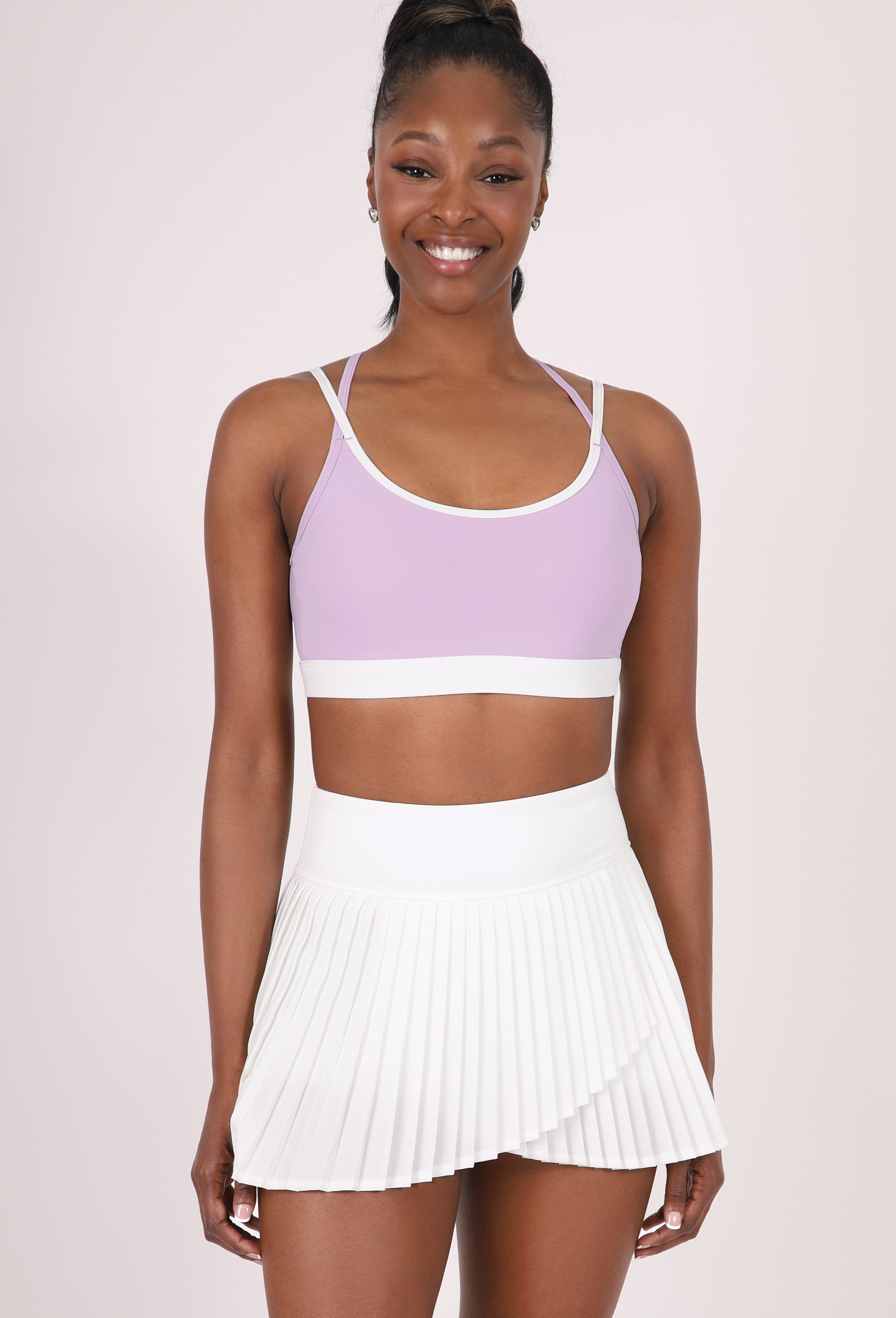 CROSS-BACK STRAP CROPPED SPORTS BRA TOP