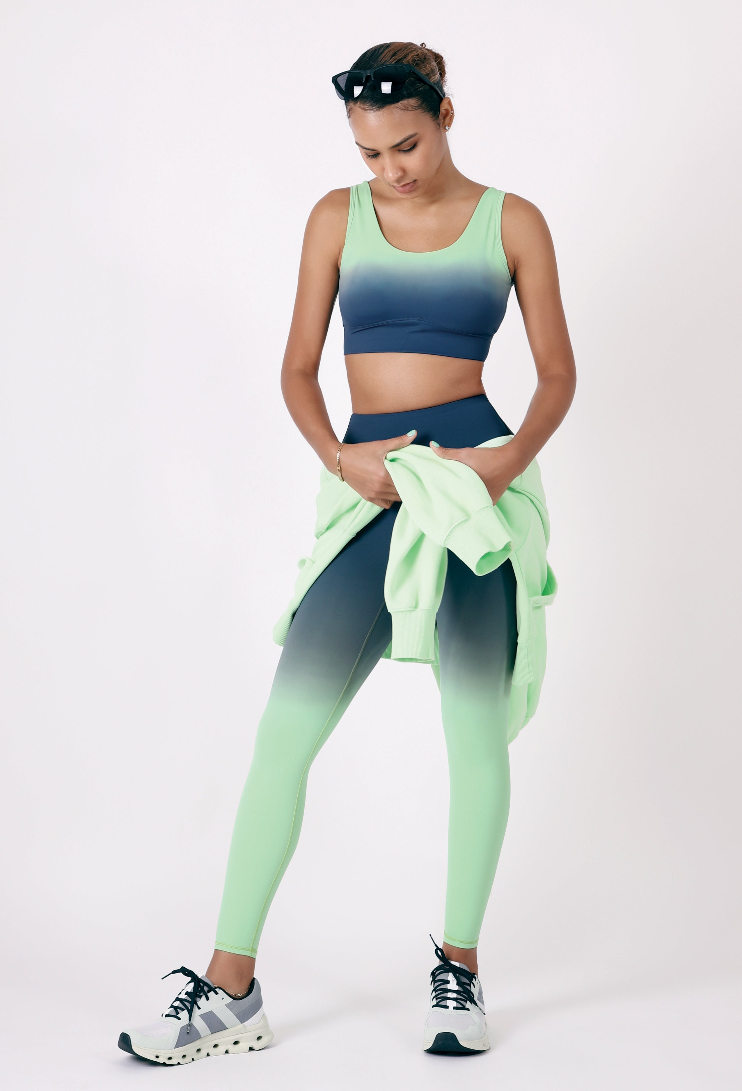 GRADIENT CROPPED SPORTS BRA TOP