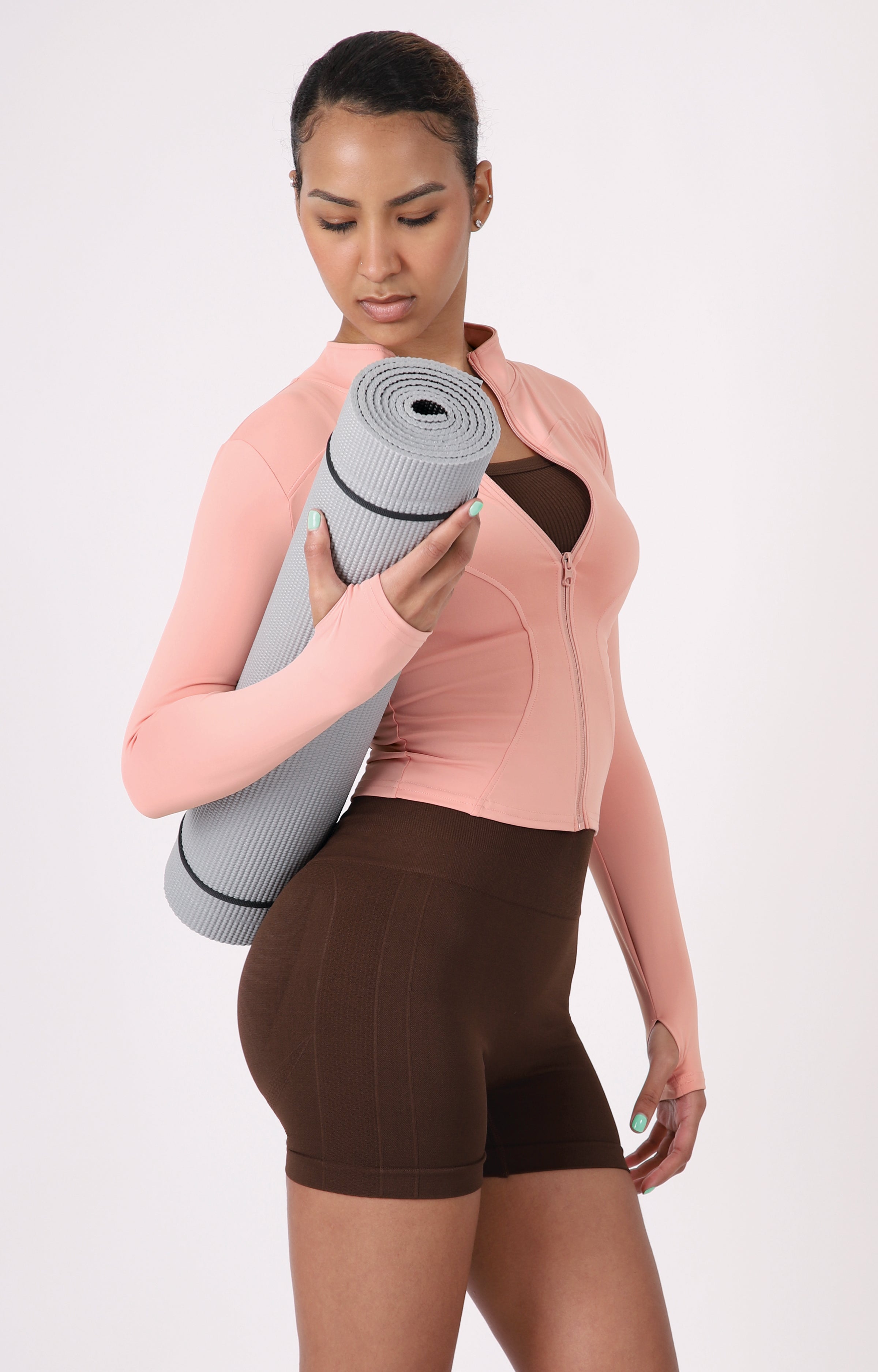 ZIP-UP SPORTS JACKET • SLIM-FIT