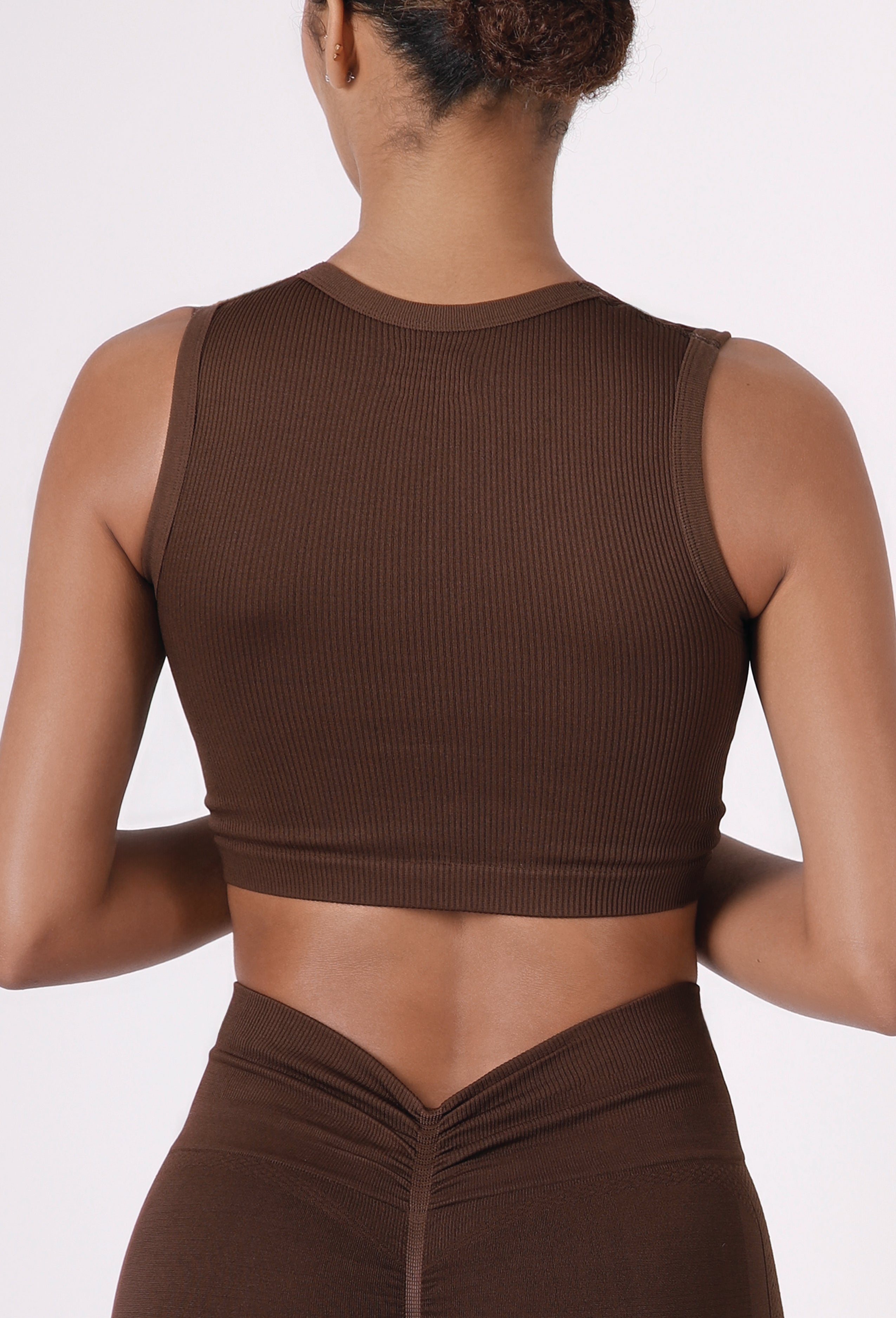 RIBBED KNIT CROPPED TANK TOP