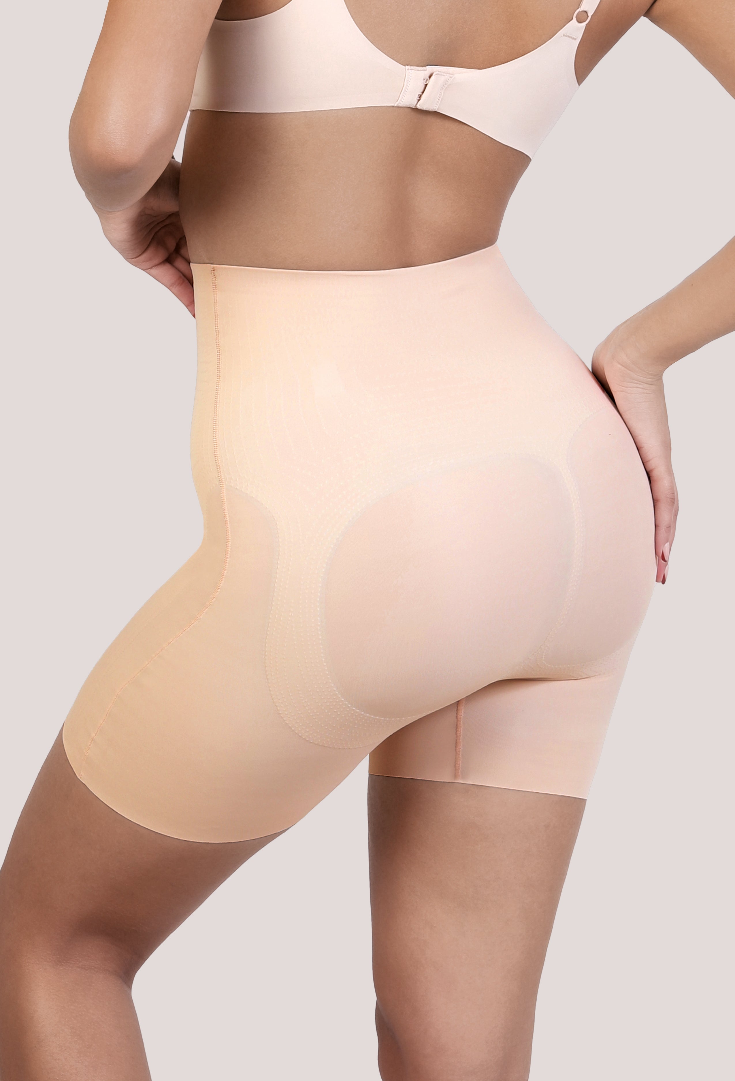 SEAMLESS HIGH-RISE TUMMY CONTROL SHORT