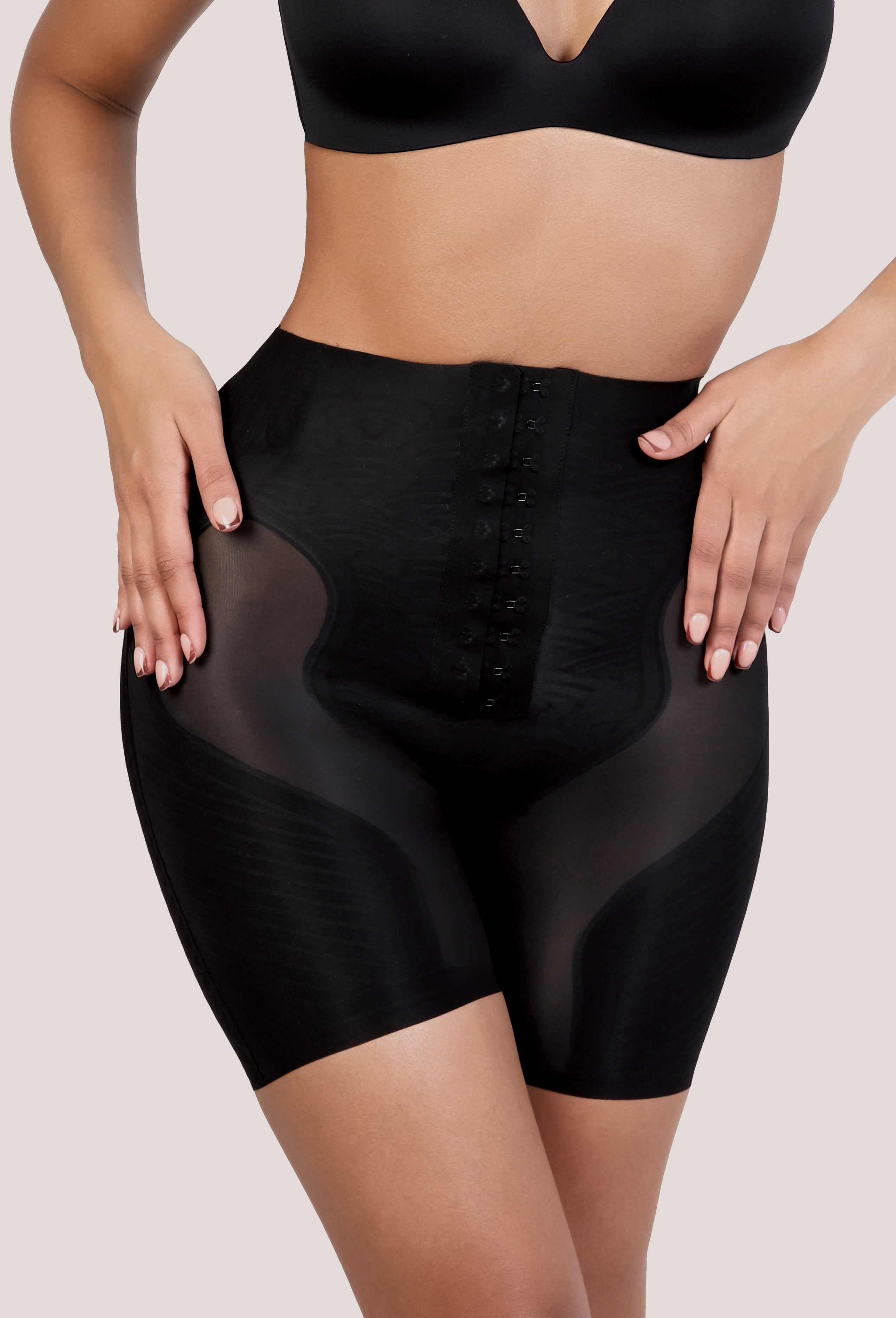 SEAMLESS HIGH-RISE TUMMY CONTROL BUTT LIFT SHORT