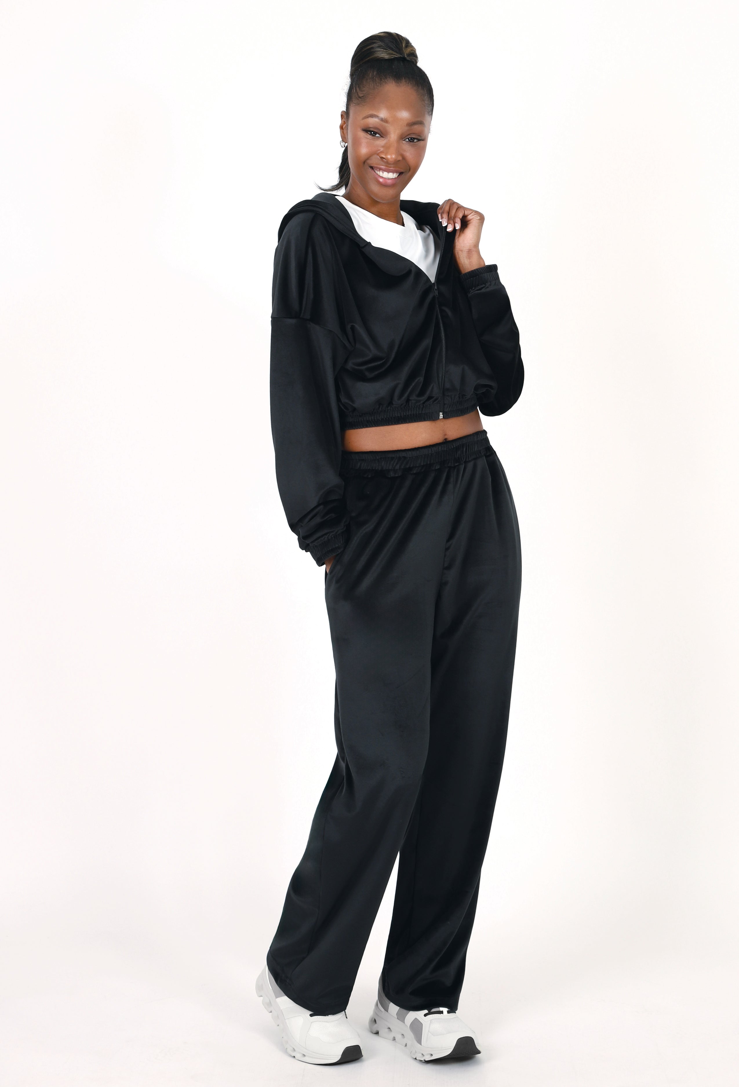 VELOUR CROPPED ZIP-UP HOODIE & PANTS SET