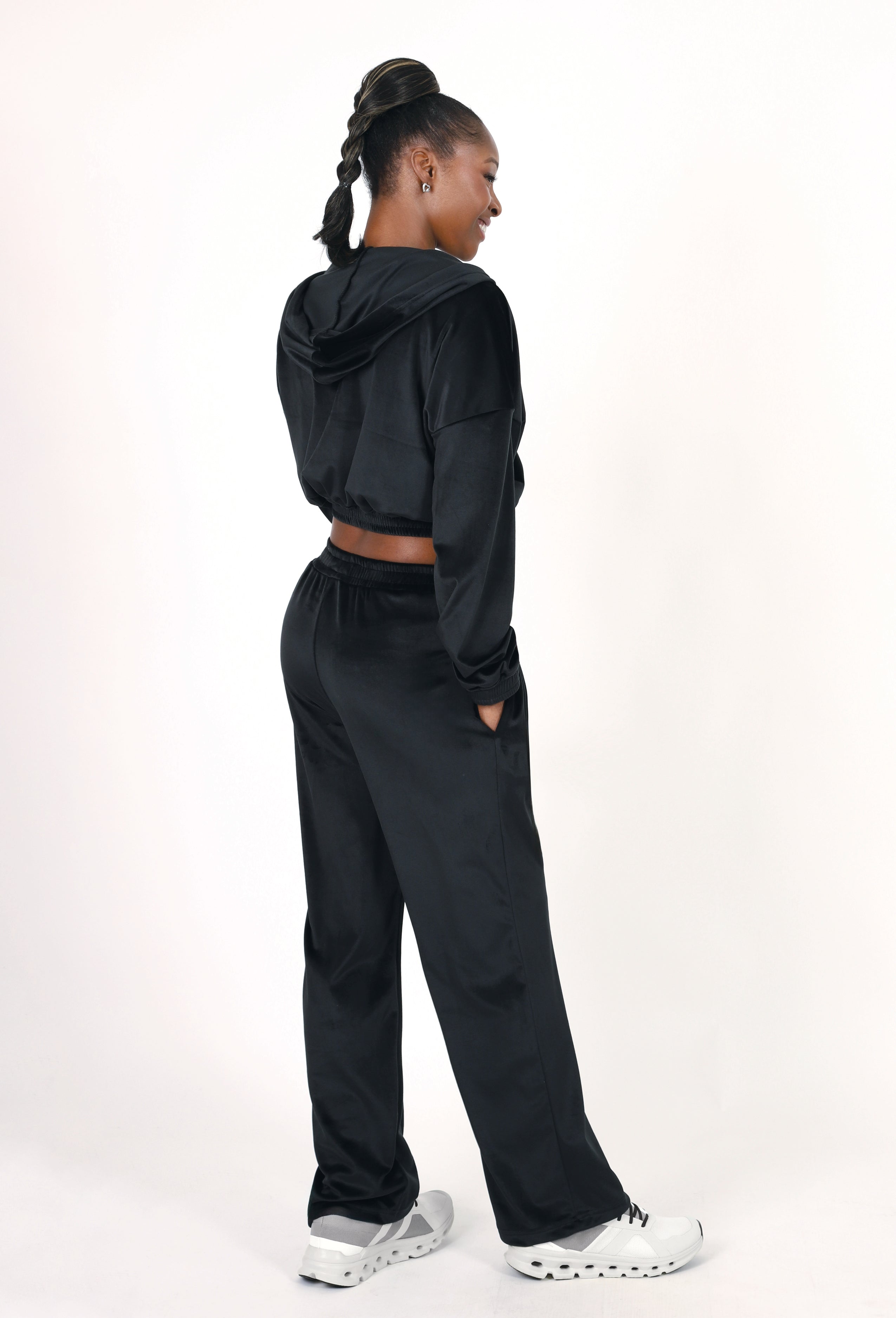 VELOUR CROPPED ZIP-UP HOODIE & PANTS SET
