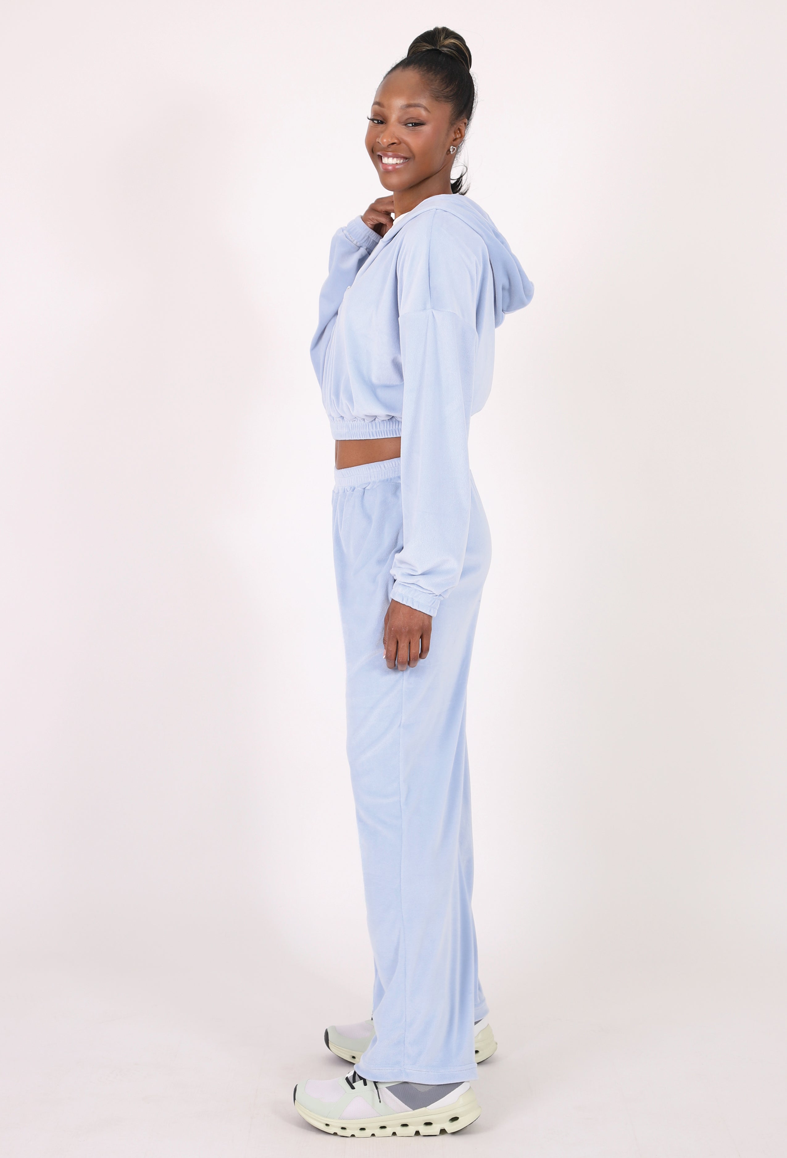 VELOUR CROPPED ZIP-UP HOODIE & PANTS SET