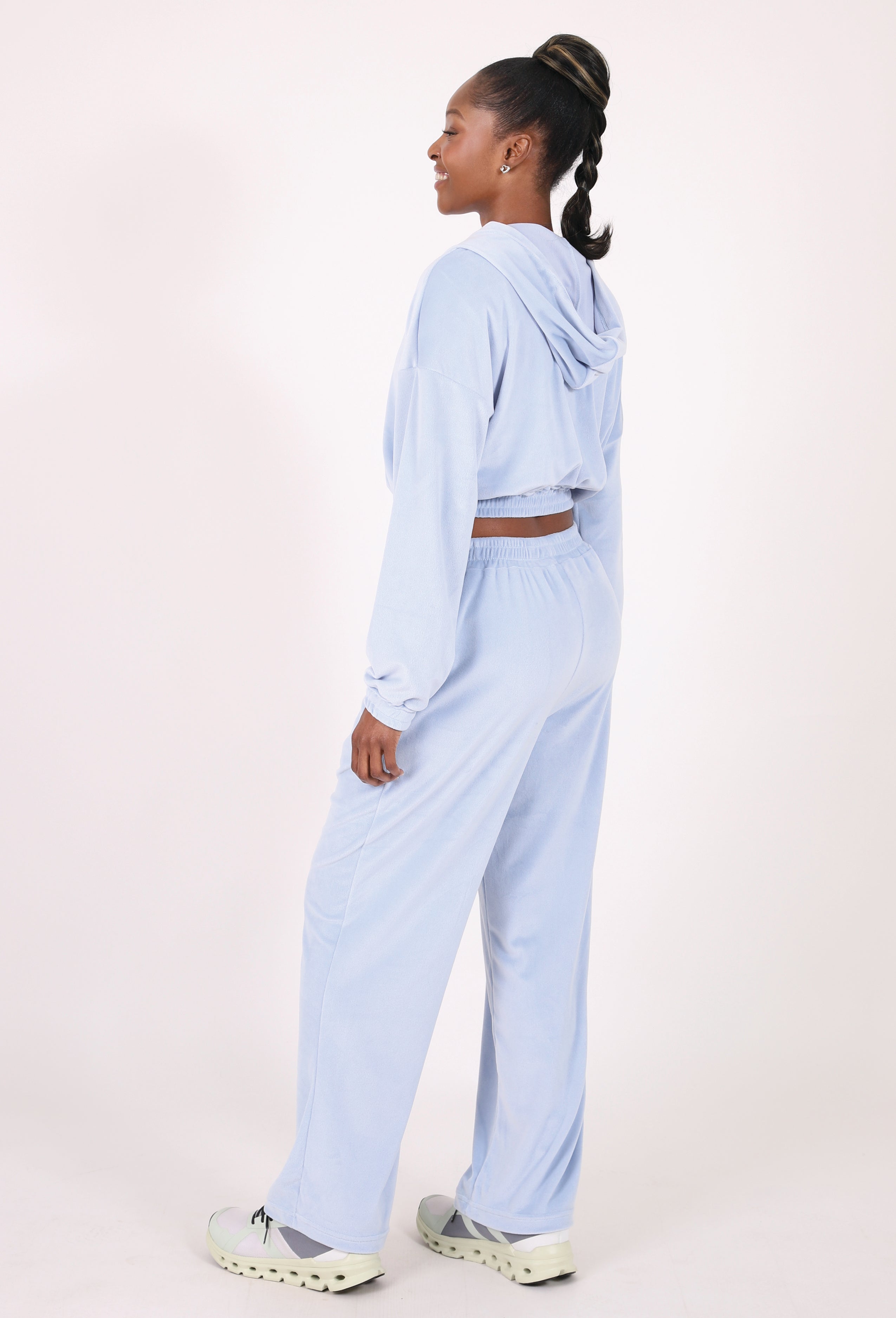 VELOUR CROPPED ZIP-UP HOODIE & PANTS SET