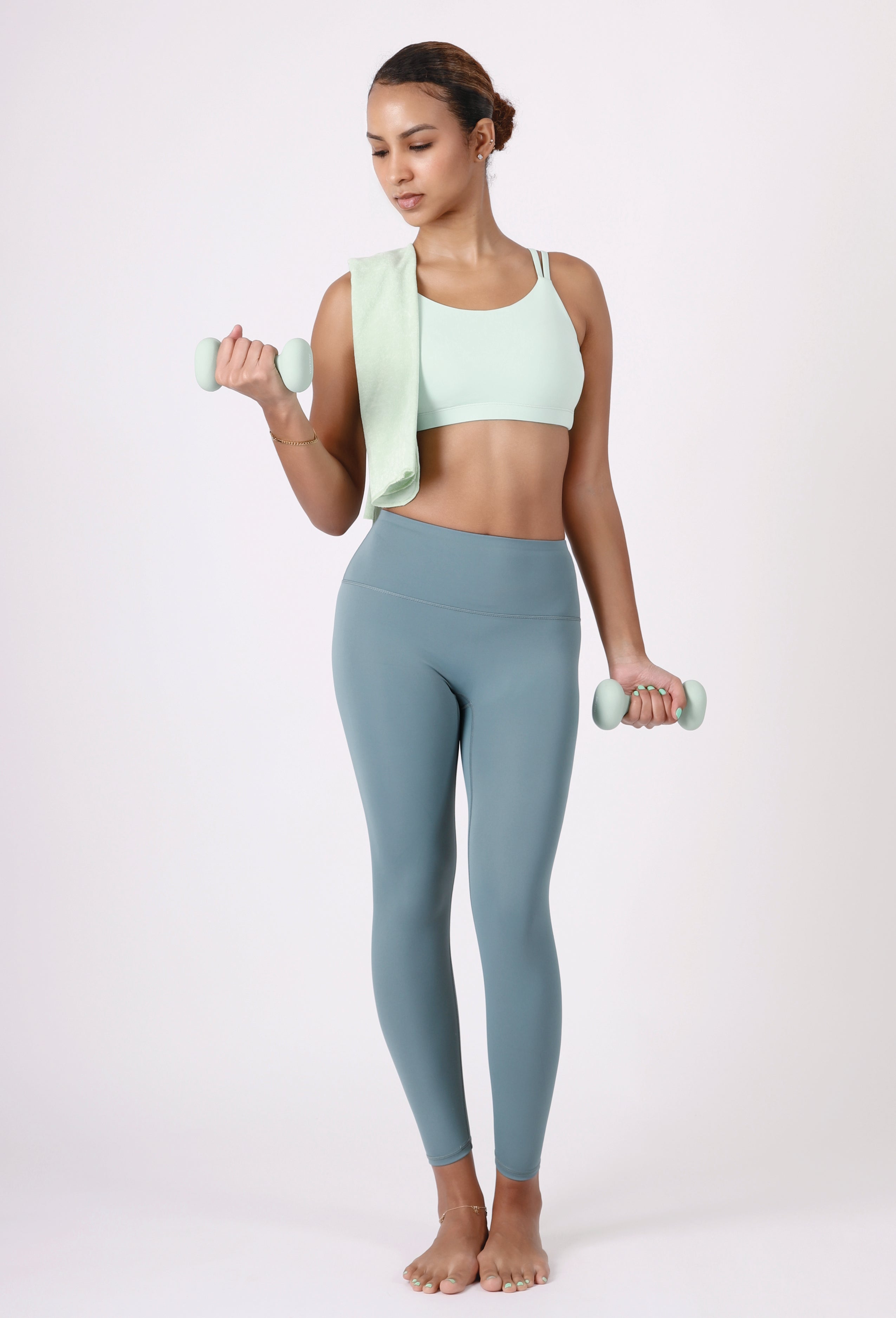 HIGH-RISE TUMMY CONTROL LEGGINGS