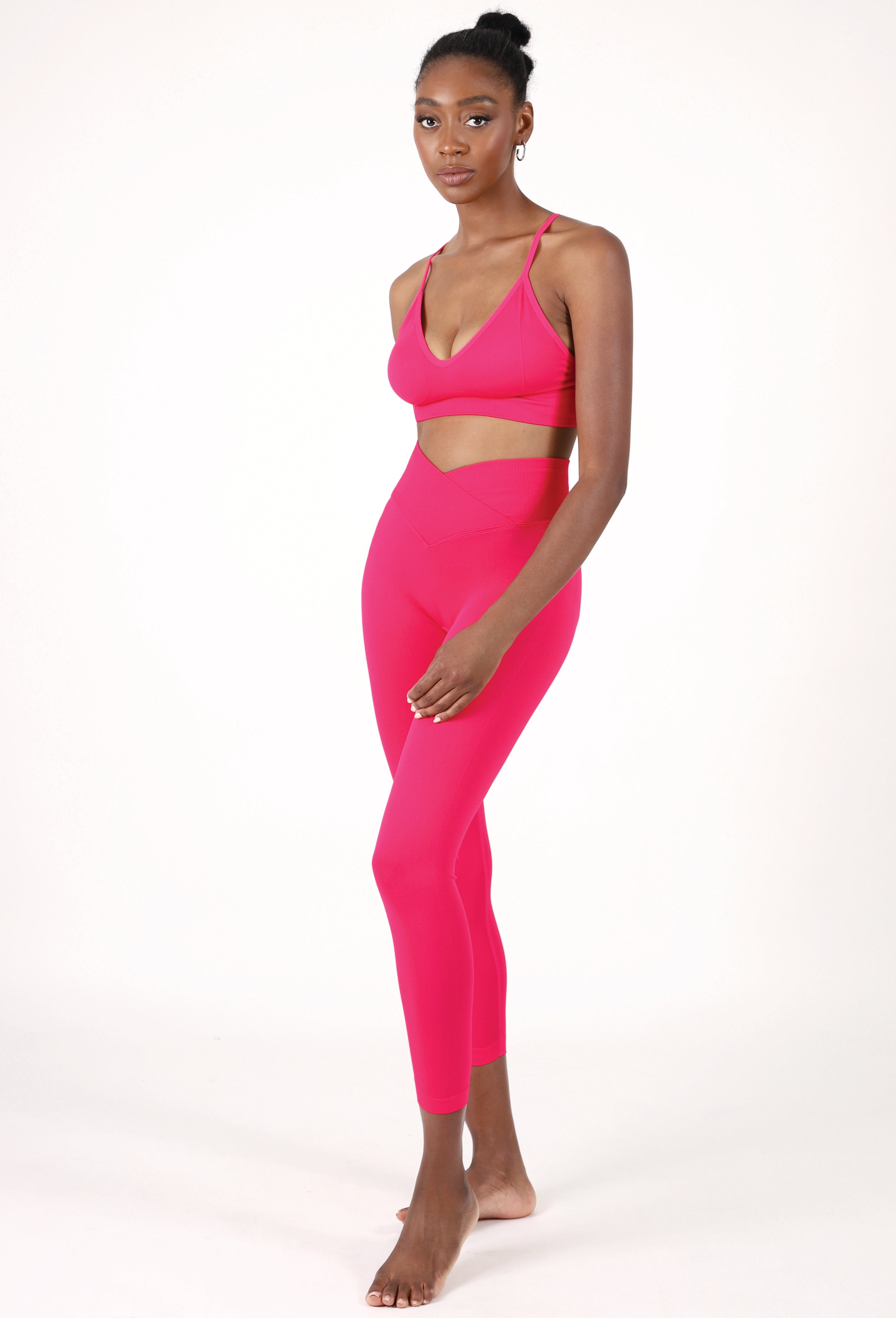 SEAMLESS BRA TOP & CROSSOVER LEGGINGS SET