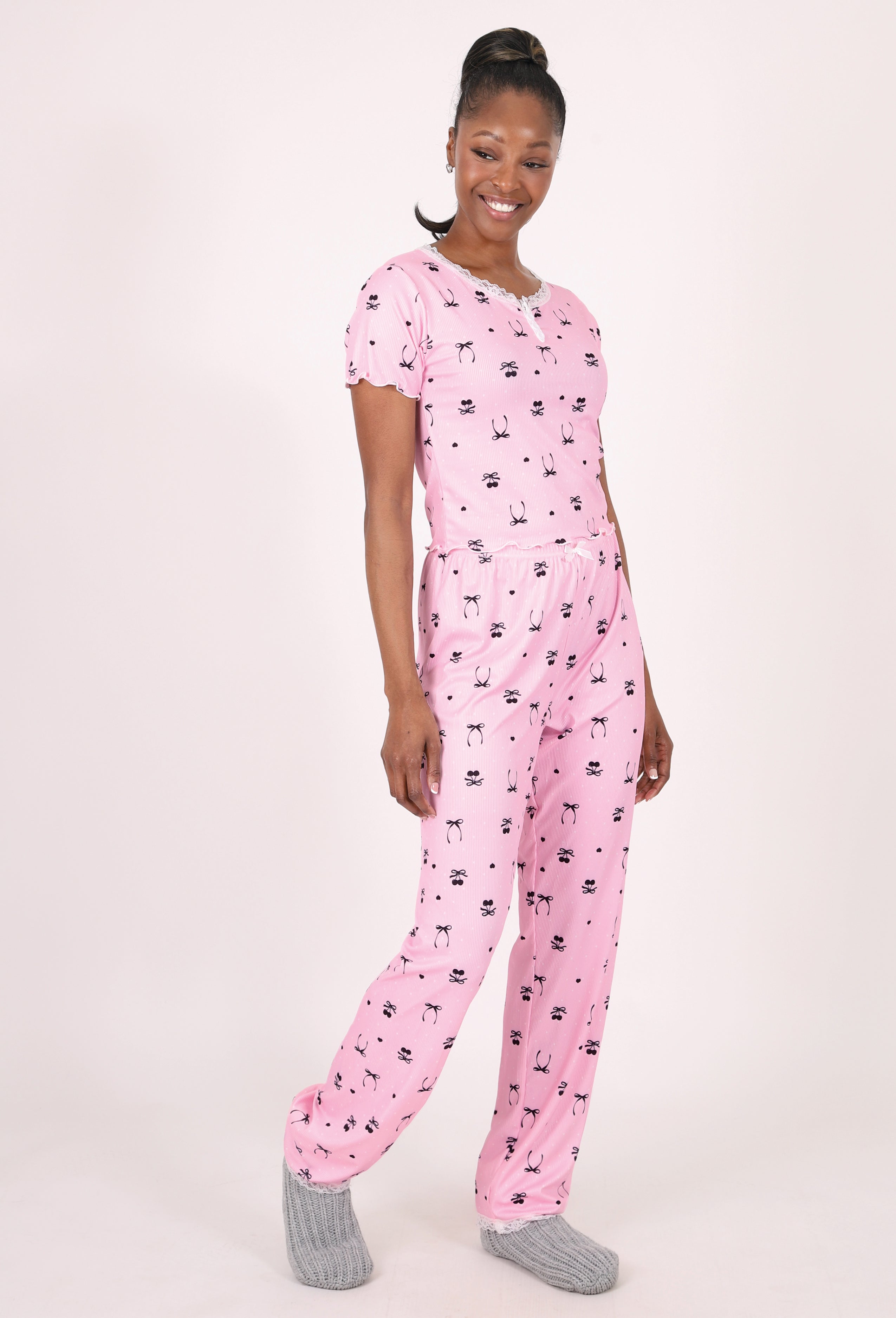 SHORT-SLEEVE CROP TOP & PANTS LOUNGE SET