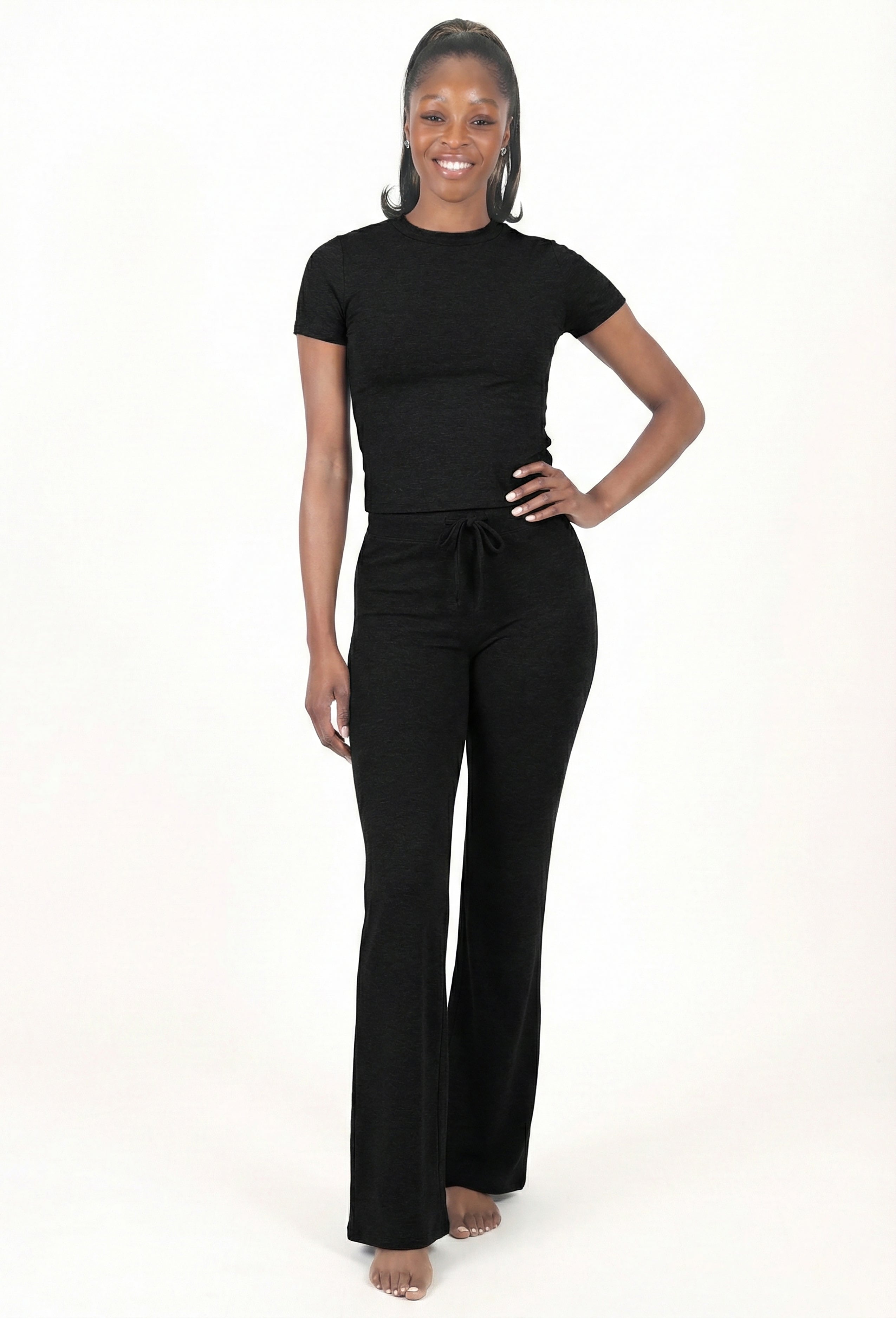 SHORT-SLEEVE CROP TOP & PANTS LOUNGE SET