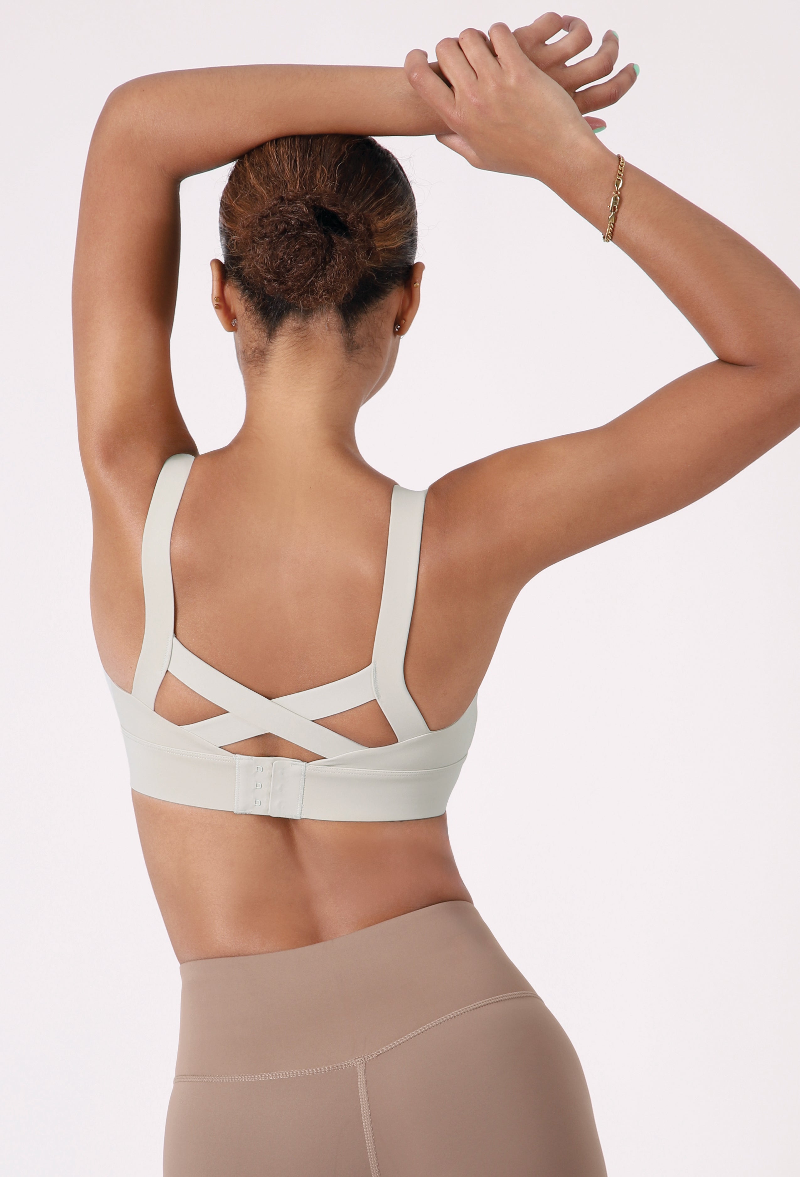 BOLD CROSS BACK CROPPED SPORTS BRA TOP