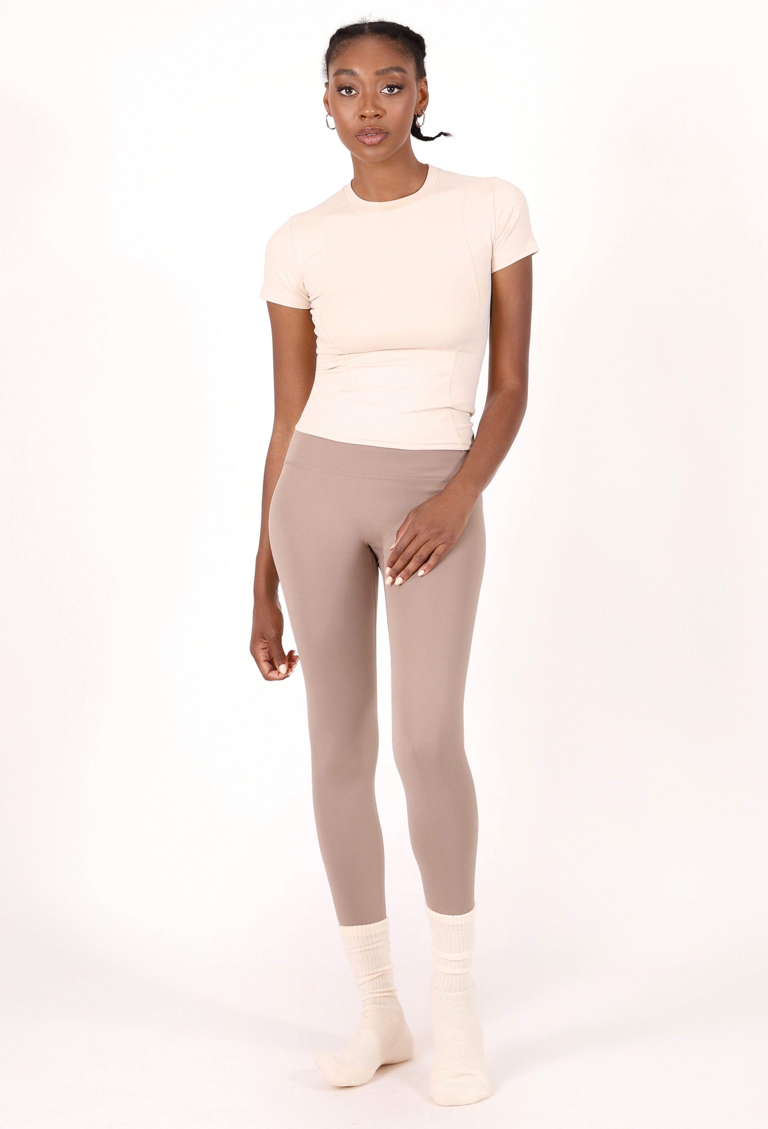 SHORT-SLEEVE SPORTS TEE  •SLIM-FIT