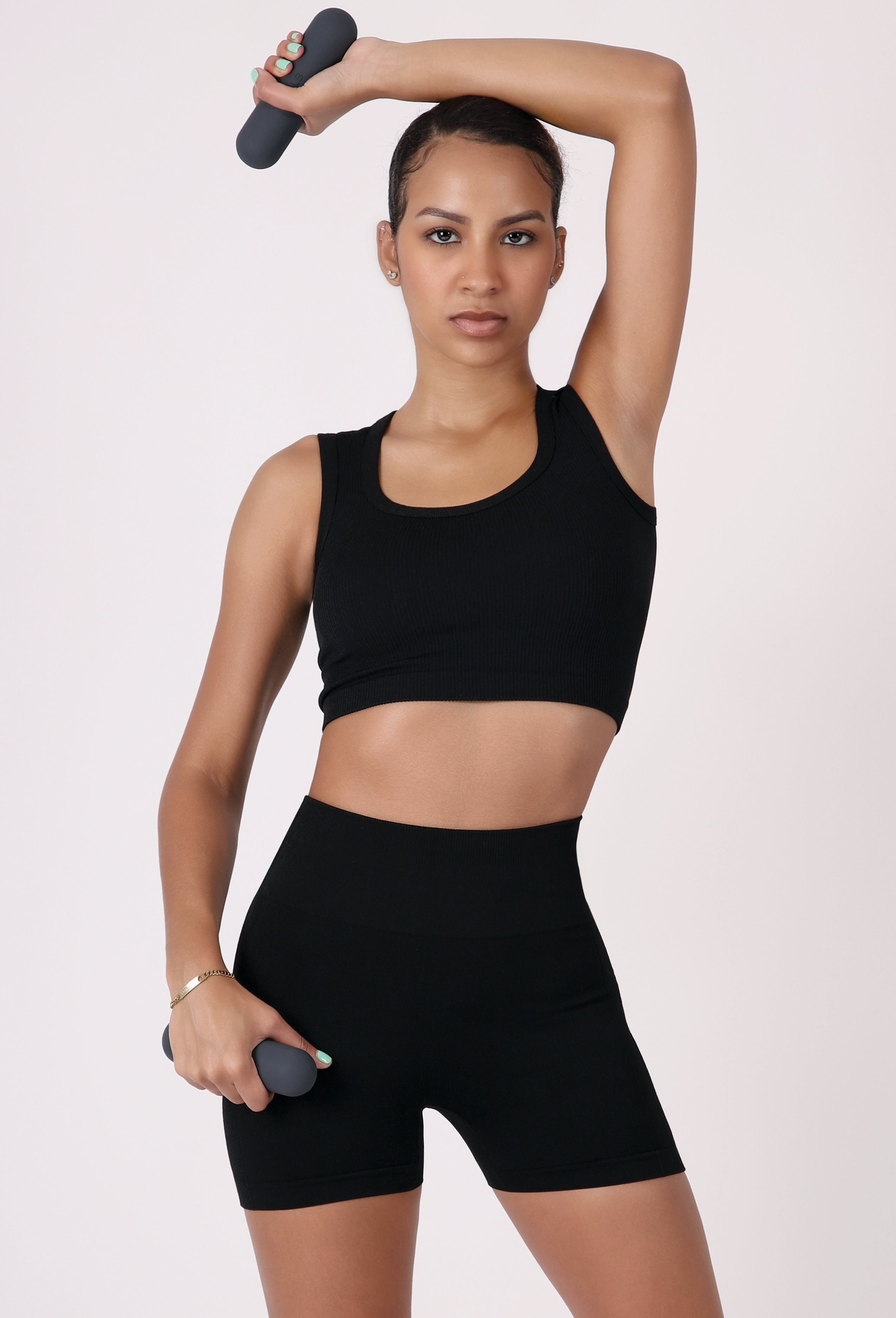 RIBBED KNIT CROPPED TANK TOP
