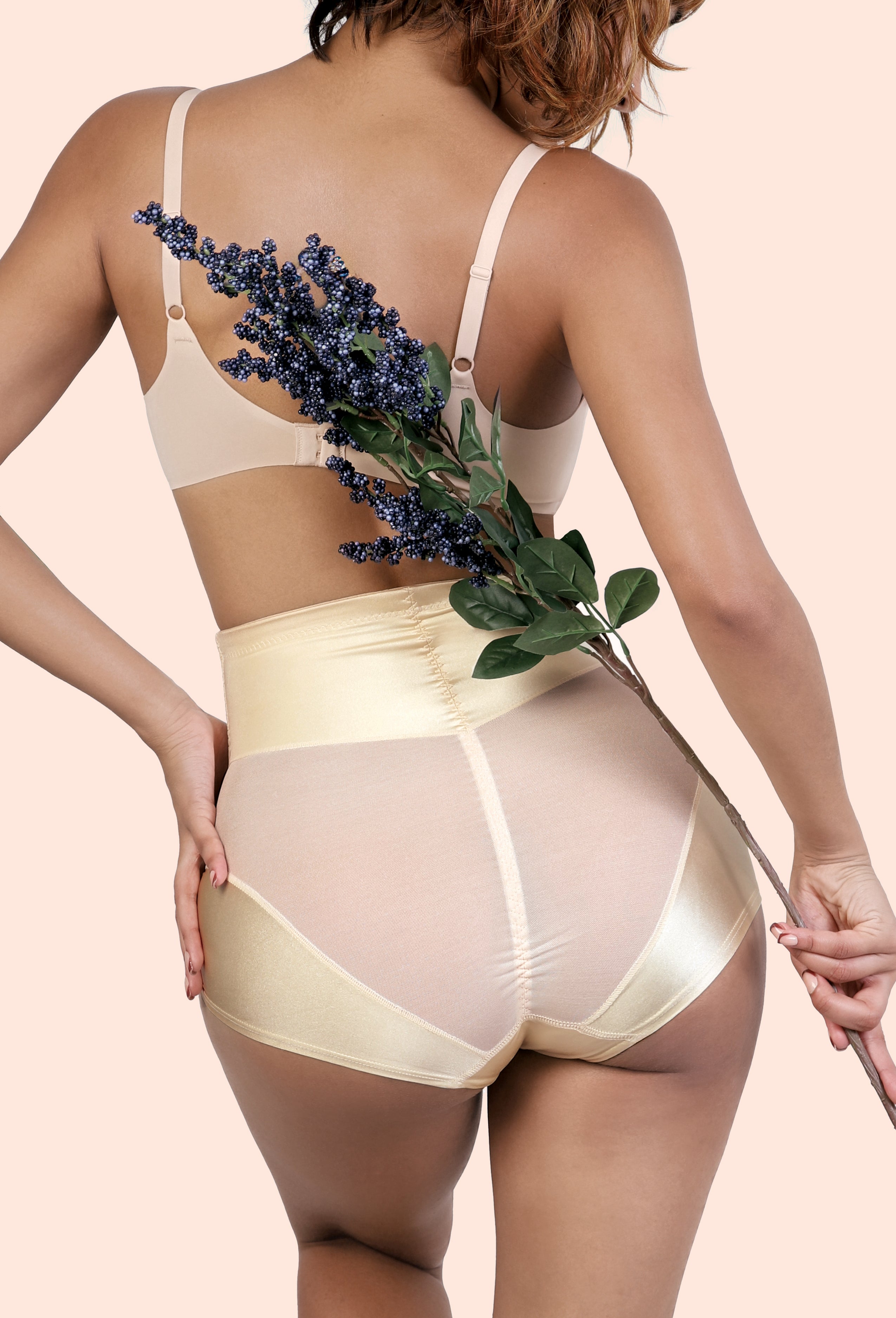 HIGH-RISE TUMMY CONTROL SLIM PANTY